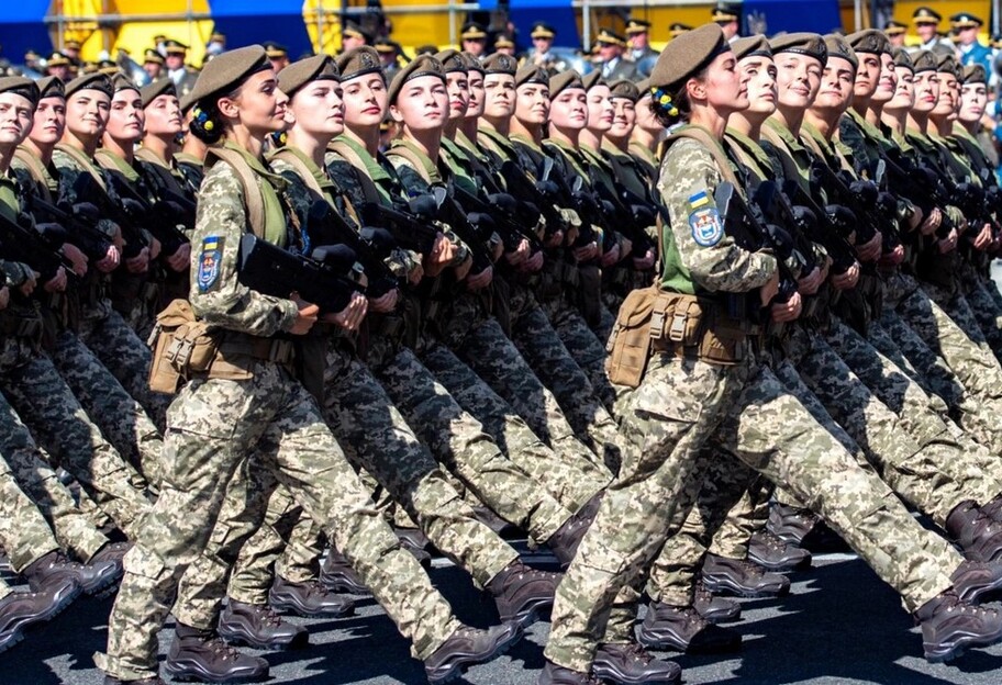 Військовий облік жінок в Україні хочуть зробити добровільним - фото 1